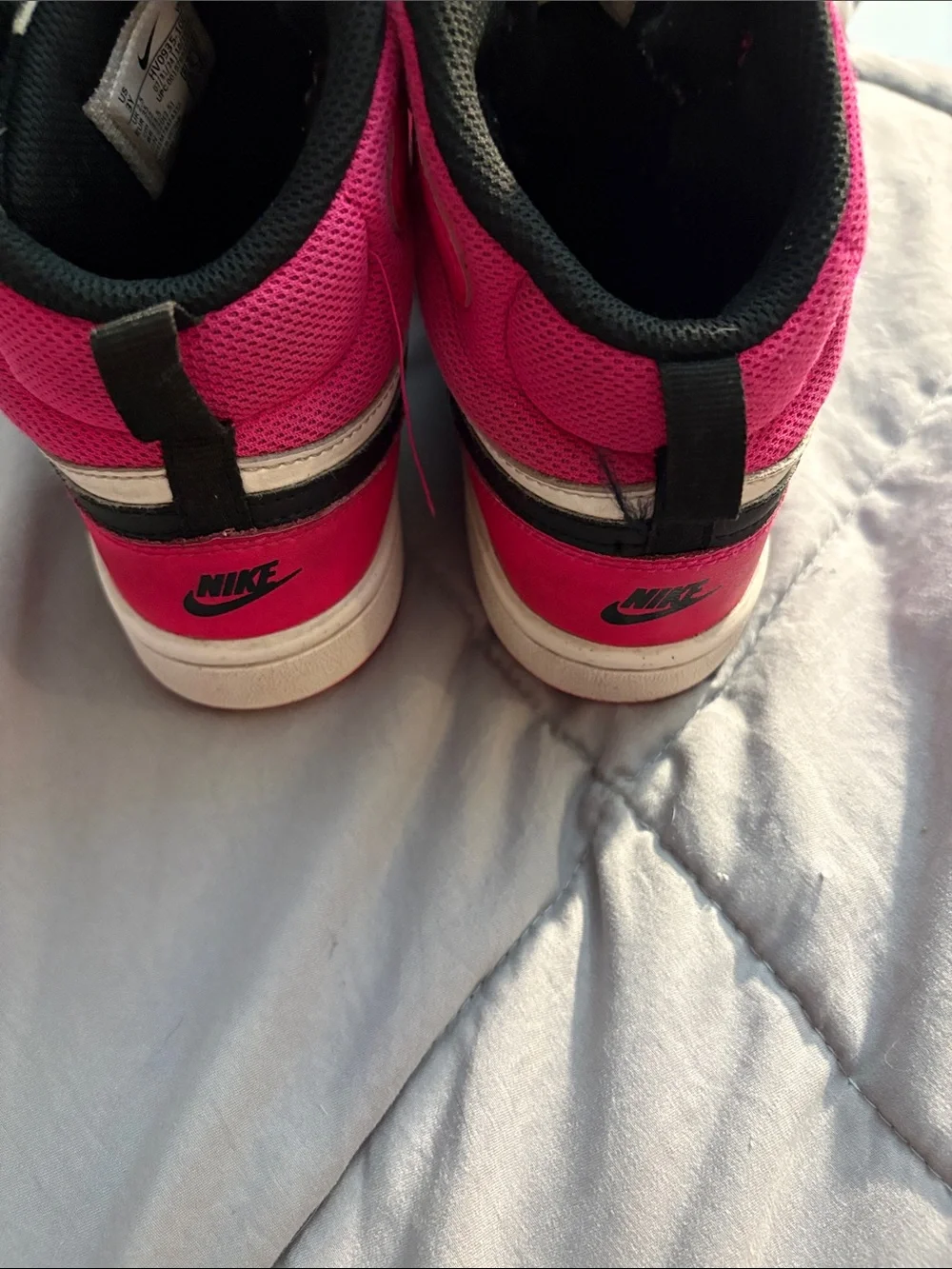 Nike Kids High-Top Sneakers in Bright Pink and Black Size 3Y